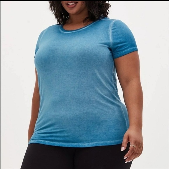 Torrid Super Soft Knit Tee Crew Neck Short Sleeve Blue Ombre Bohemian Casual 2X - Picture 3 of 8